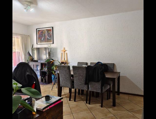 1 BEDROOM APARTMENT FOR SALE IN LONEHILL